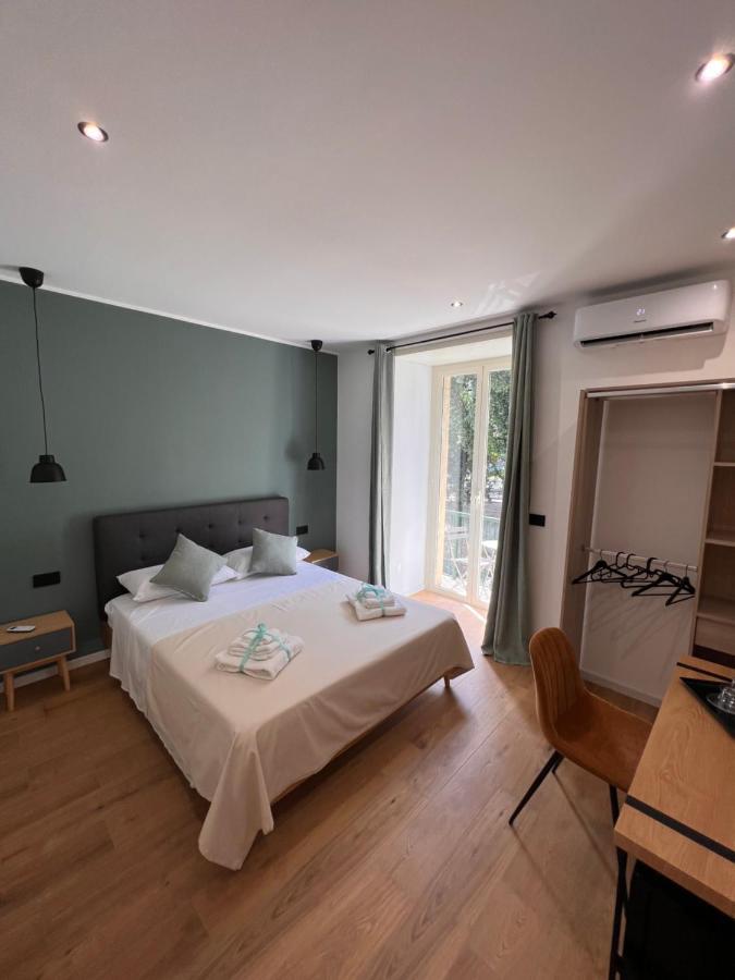 Relais Cavour Napoli Hotell Exteriör bild